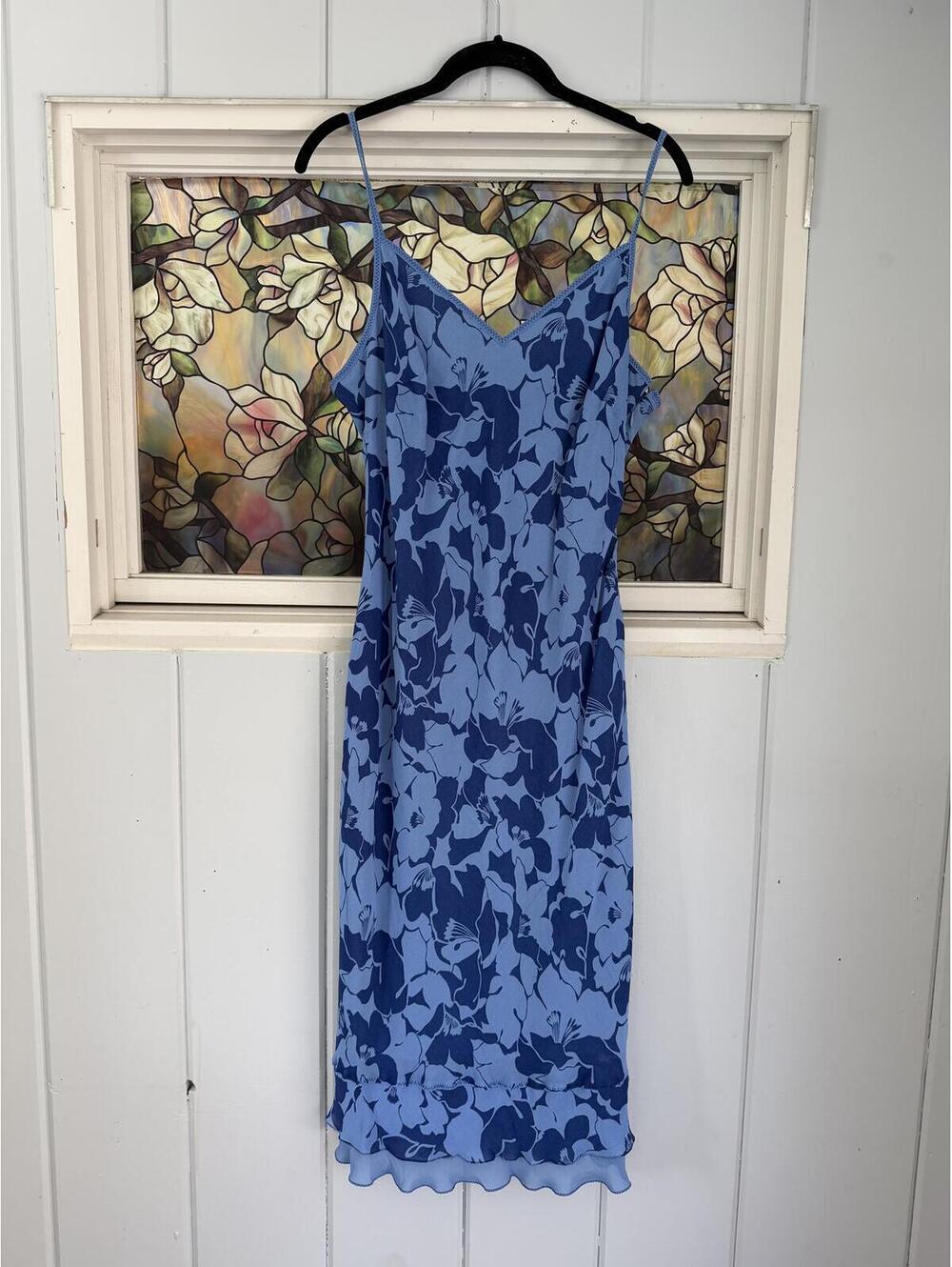 American Eagle Blue Floral midi Dress Size 12 nwt